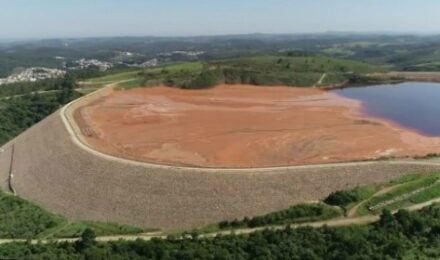 Rejeitos de mineração: Descubra o tecido filtrante ideal para seu processo